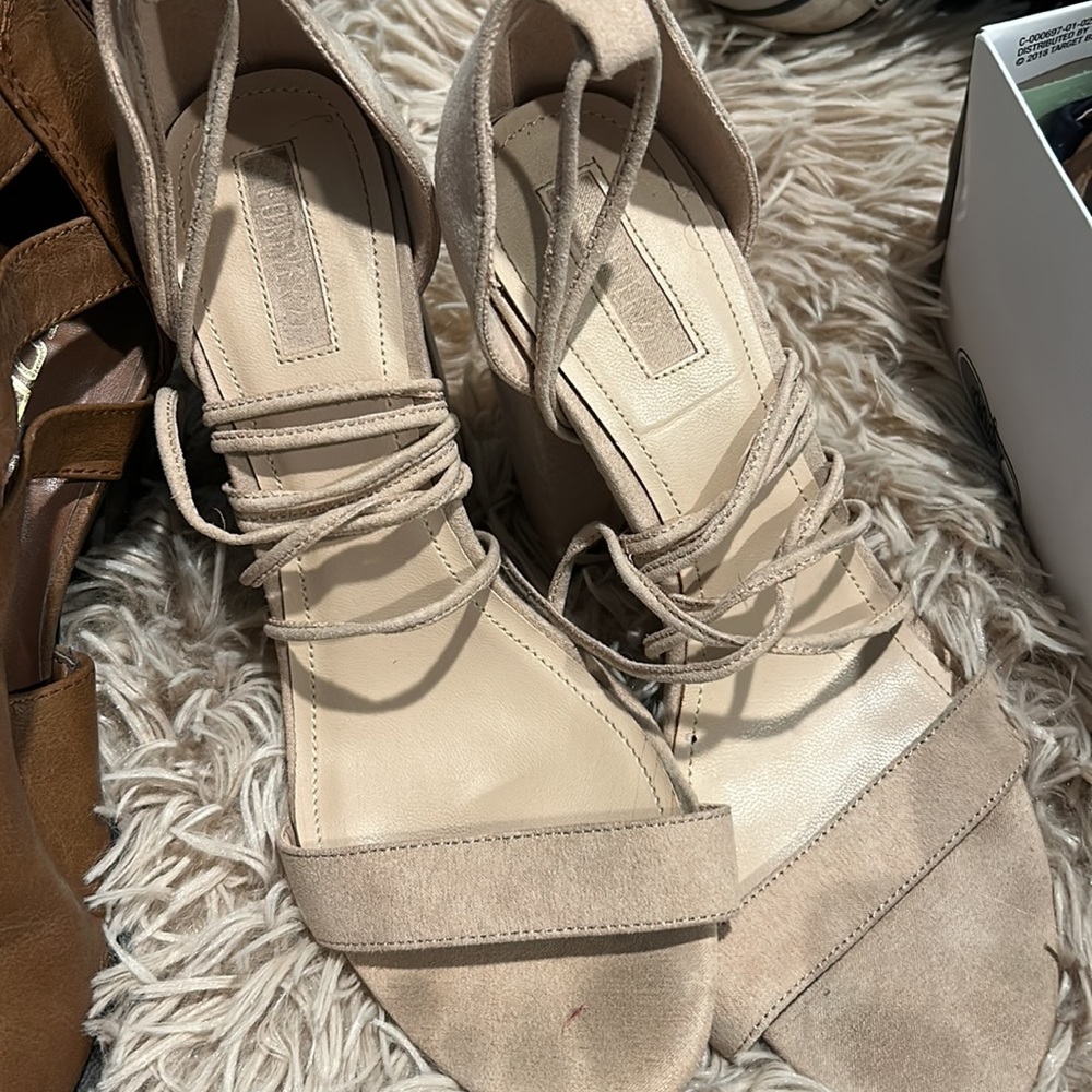 🎯Shoe bundle - Picture 3 of 4